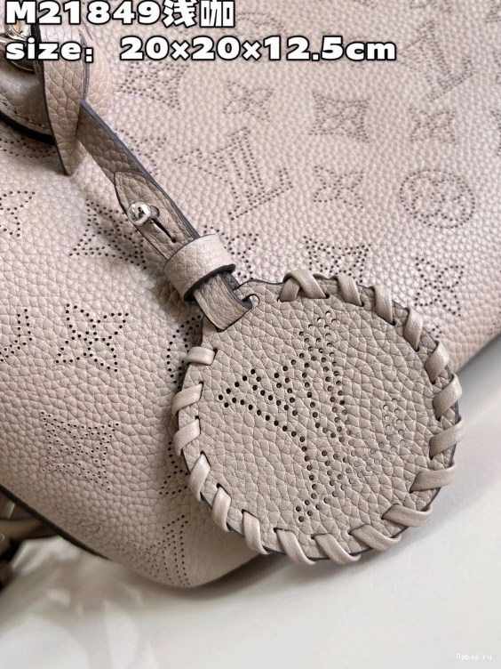 VUITTON LOUIS BLOSSOM PM 0819